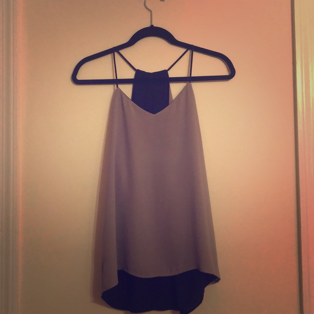Back/Grey Express Top